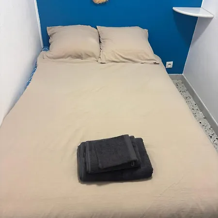 Διαμέρισμα T2 Climatise Avec Balcon A 50 M De La